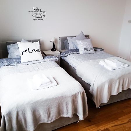 Home Away From Home Londen Buitenkant foto